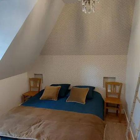 Maison De Maitre Avec Piscine Holiday home Quetteville