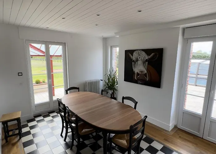 Дом отдыха Maison De Maitre Avec Piscine *